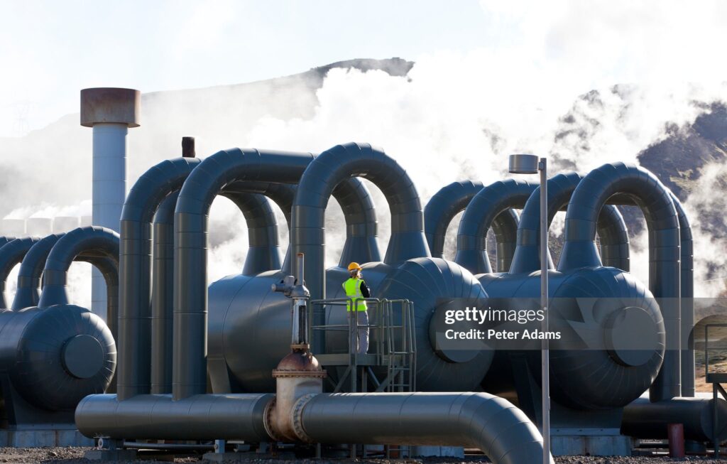 Engineer's Team 10 Strategic Advantages of Geothermal MEP Engineering for Modern Buildings
